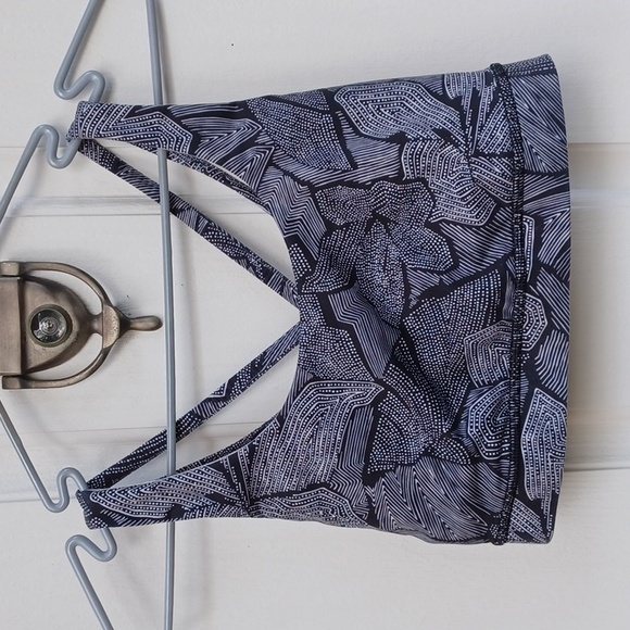 LULULEMON Tropical Sports Bra Sz 6 - Picture 1 of 4